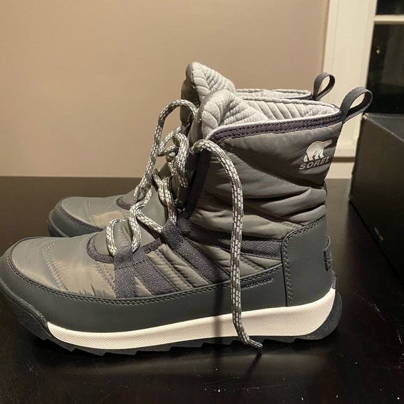 Sorel Whitney II short lace winter water proof insulated boot size 8.5 in quarry - Picture 5 of 8